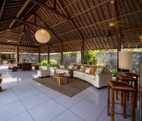Villa Bunga Pangi, Coin salon